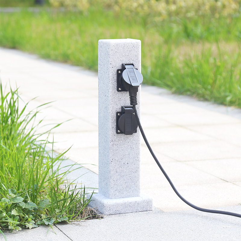 Outdoor Power Outlet - Verticaal stopcontact PE waterdicht buitenstopcontact voor